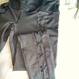 Victoria’s Secret Sport Black Leggings